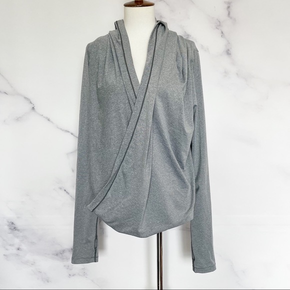 SOLD ZYIA Active Haze Yoga Wrap Hooded Gray Shawl - Picture 6 of 15